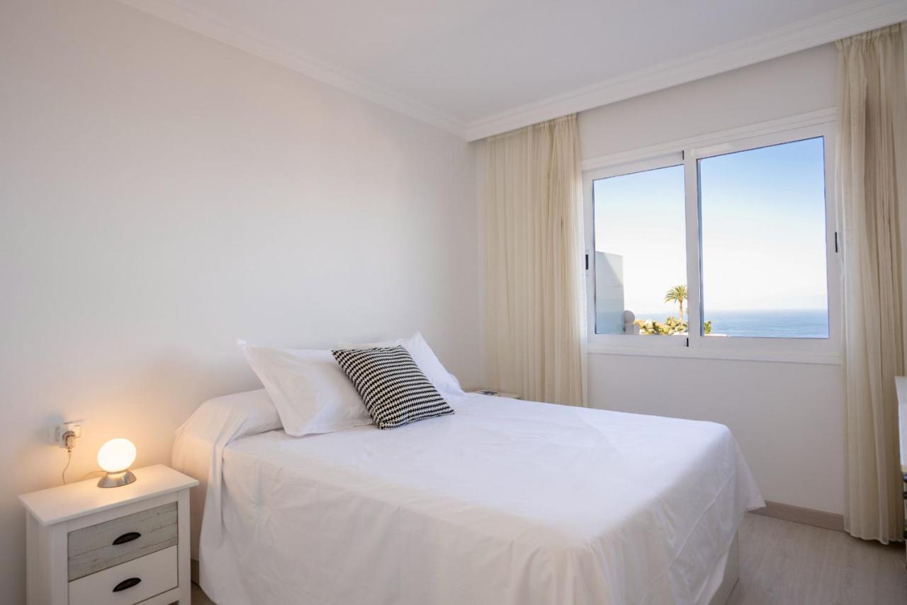 Cosy Flat With Sea Views In Apartment *