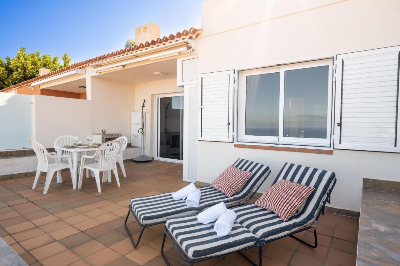 Cosy Flat With Sea Views In